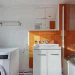 Atypical Apartment, Vieux *