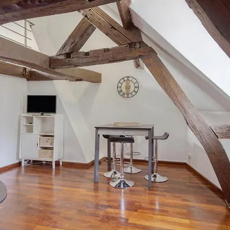 Appartement Nice atypical apartment, Vieux Lille *